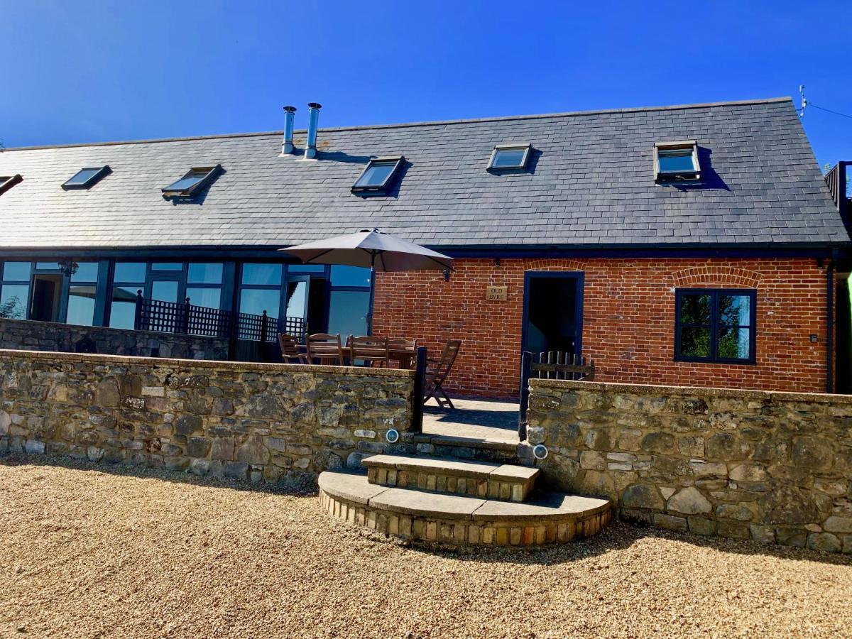 Little Upton Farm Cottages Ryde  Dış mekan fotoğraf