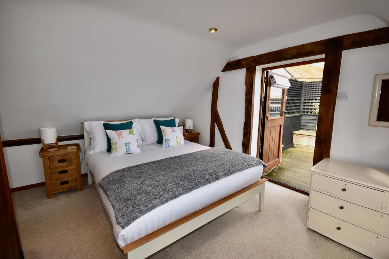 Little Upton Farm Cottages Ryde  Dış mekan fotoğraf